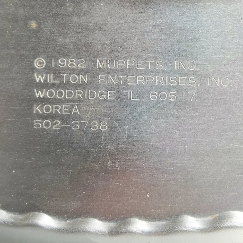 Wilton Sesame Street's Cookie Monster Birthday Cake Mold 1882 #502-3738